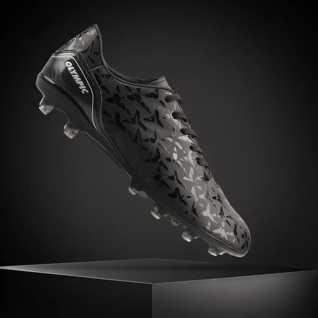 Olympic Foul Soccer Boots Black size 10